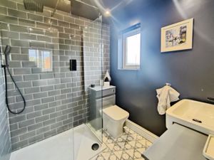 Photo 7- click for photo gallery